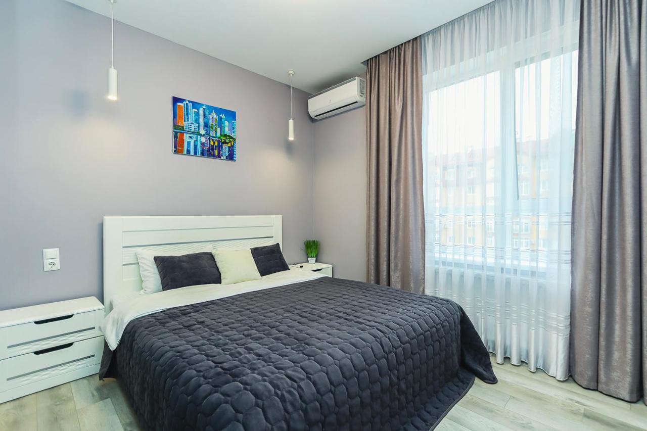 Premium apartment on Belvedere Ivano-Frankivsk Eksteriør bilde