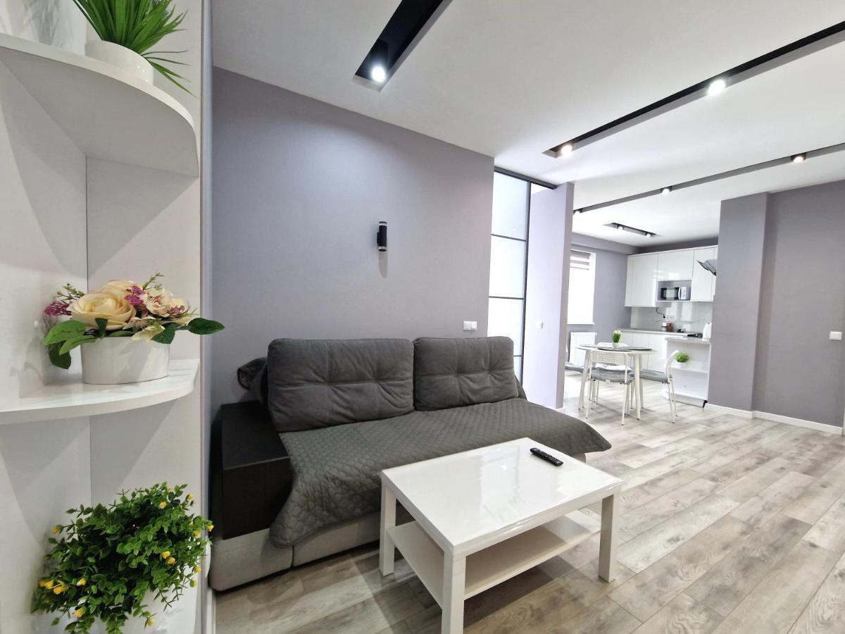 Premium apartment on Belvedere Ivano-Frankivsk Eksteriør bilde